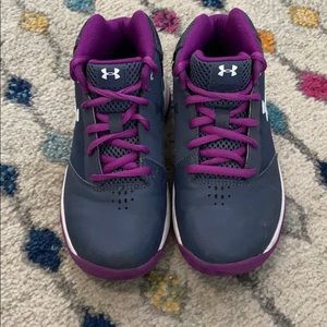 Girl’s Under Armour Basketball Shoes- high tops